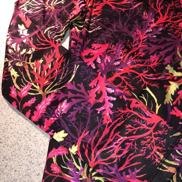 Reel Legends Performance Top - Picture 3 of 3